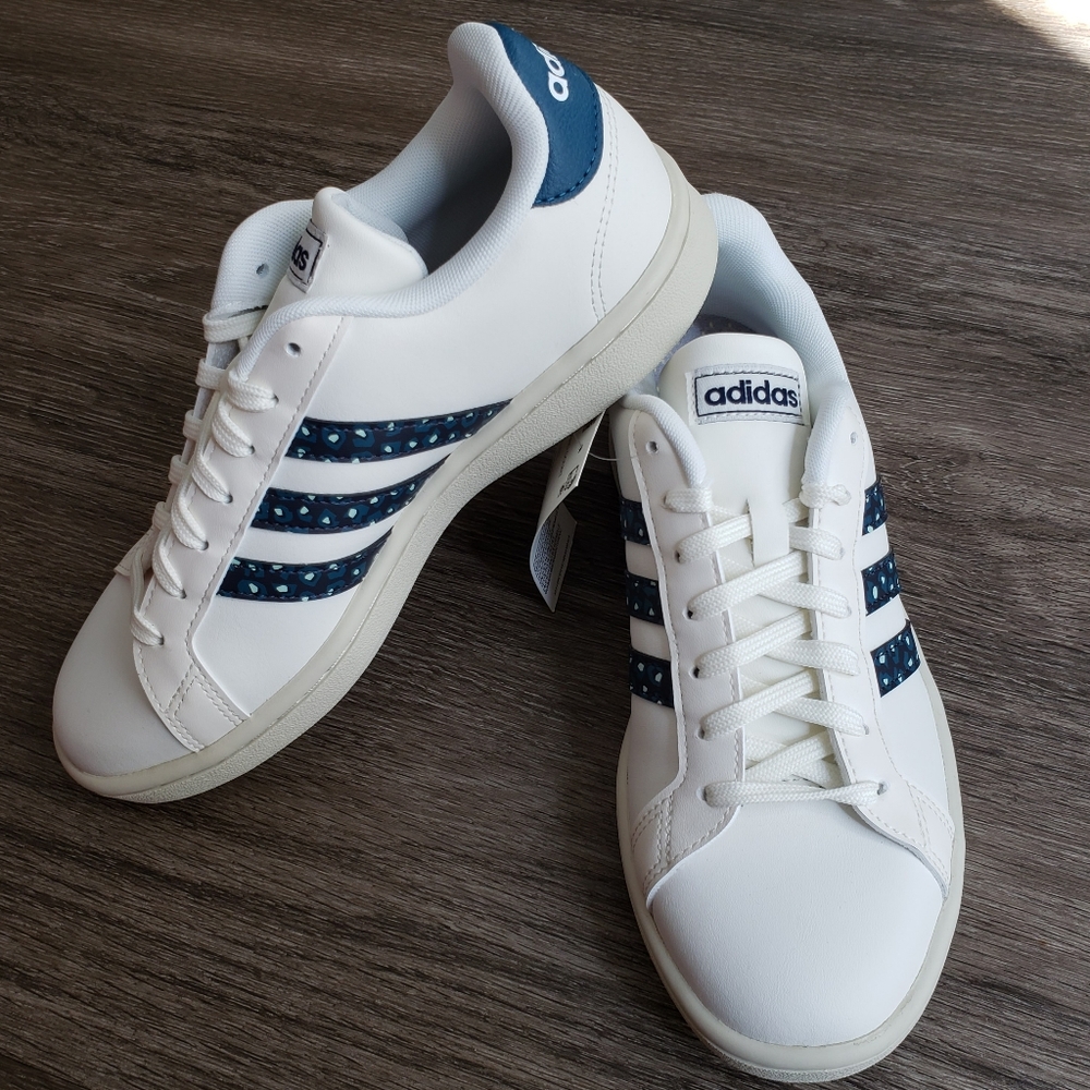 WOMEN'S ADIDAS GRAND COURT SHOES